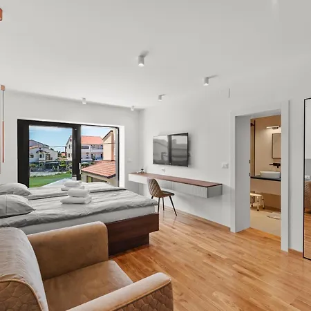 Villa Domenica Medelina 5. Center, Pool, Jacuzzi, Sauna Rovinj