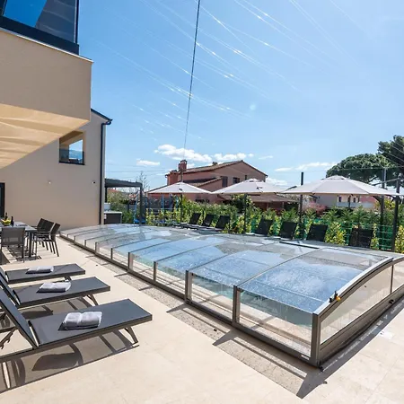 Villa Domenica Medelina 5. Center, Pool, Jacuzzi, Sauna Rovigno