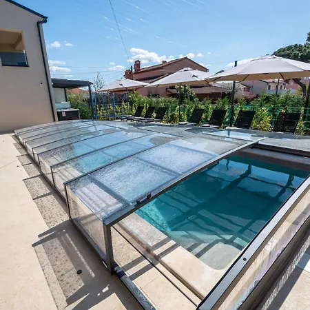 Domenica Medelina 5. Center, Pool, Jacuzzi, Sauna Rovigno
